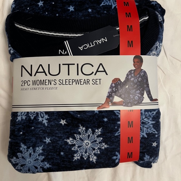 NWT Nautica 2pc Fleece PJ Set with Pockets!! - Picture 5 of 7